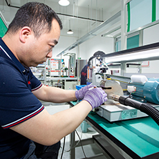 Eliminarea izolației firului de cupru